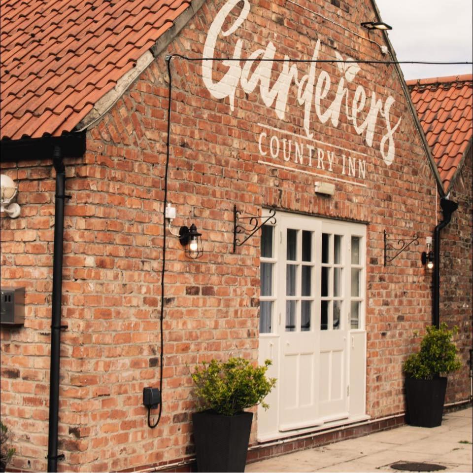The Gardeners Country Inn Goxhill  外观 照片